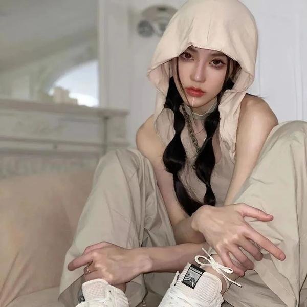 佩吉·休出嫁